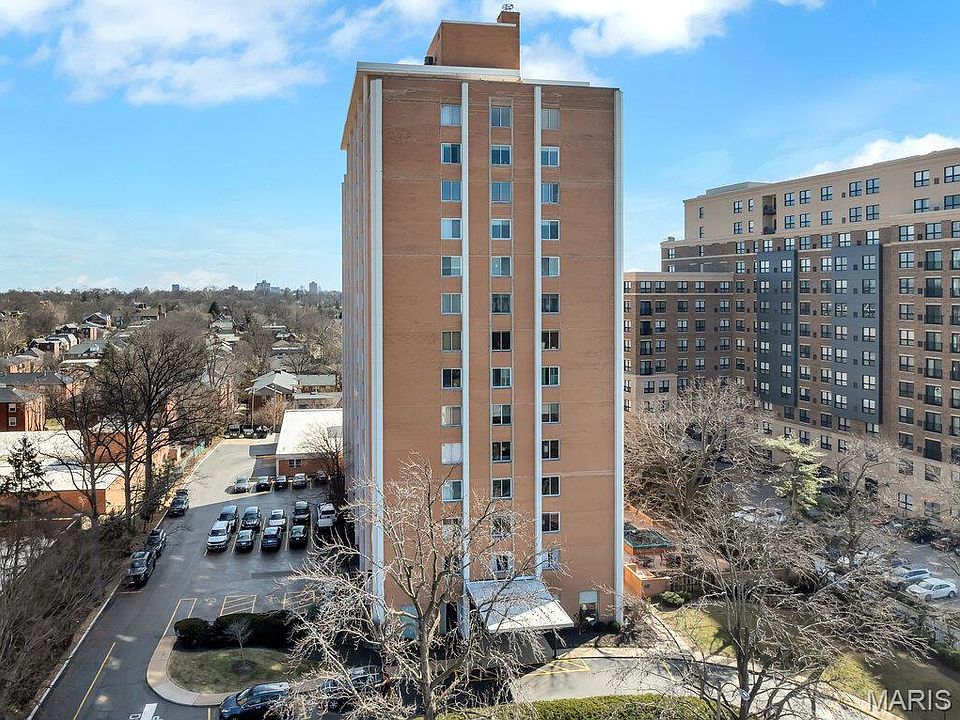 1st image of 900 S Hanley Rd APT 12E