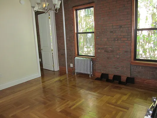 Rented by David W Realty Inc | media 3