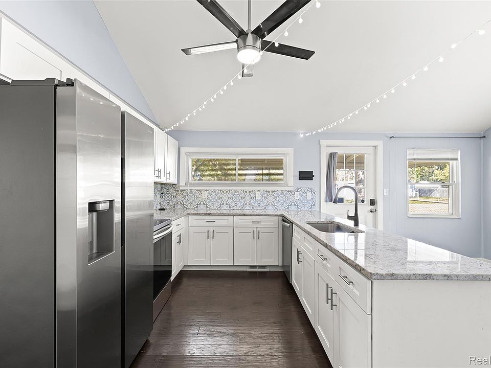 349 W Beechdale St, photo 7