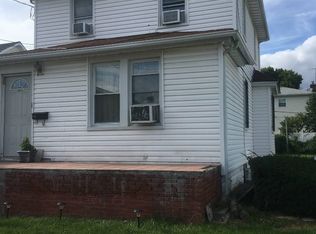 13938 247th St, Rosedale, NY 11422