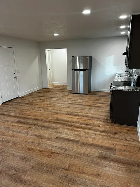 Studio, 724 sqft, $1,000 — Photo 4