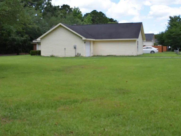102 Trellis Way — Photo 4