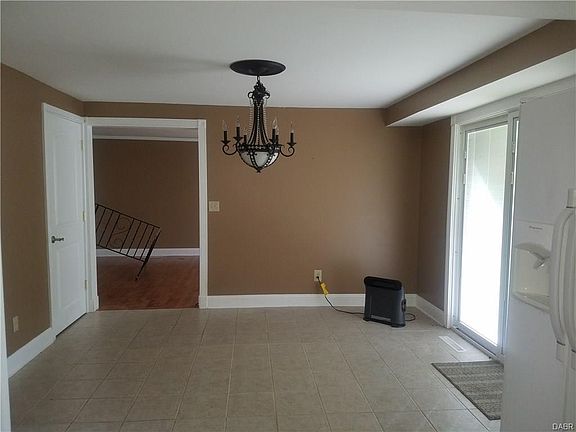 5th image of 7757 Berchman Dr
