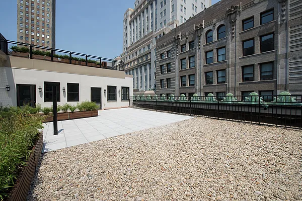 Rented by 25 Broad (LCOR) | media 2