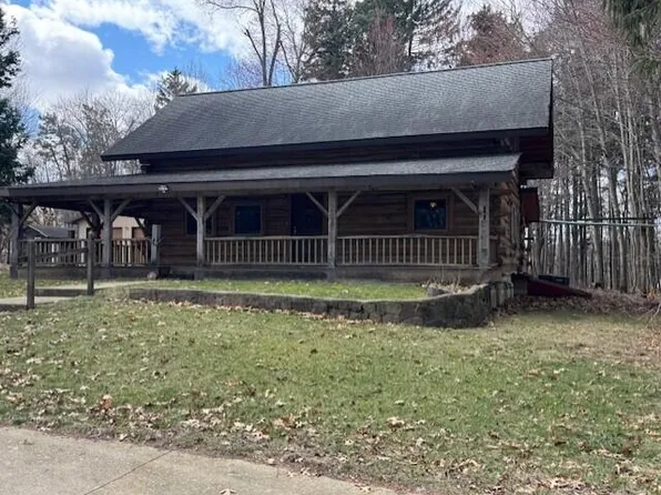 22025 Airline Rd, Sturgis, MI 49091