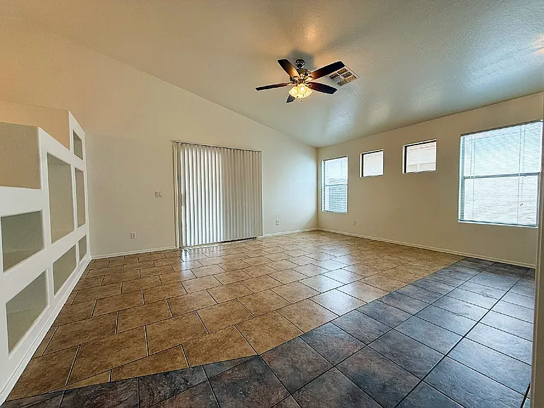 8062 W North Ln #109THDR — Photo 6