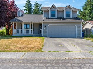 86 NW Roeder Dr, Oak Harbor, WA 98277
