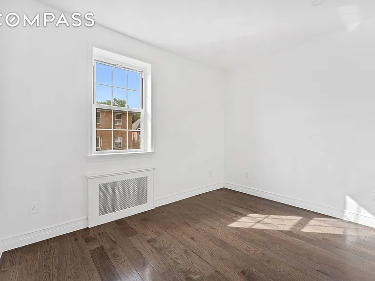 65 Bay 23rd St #2 — Photo 10