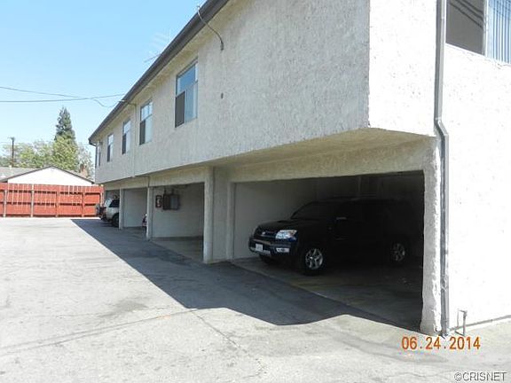 4th image of 12719 Vanowen St #9