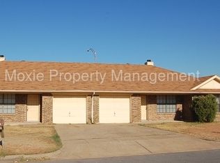 524 Signal Hill Ct S, Fort Worth, TX 76112