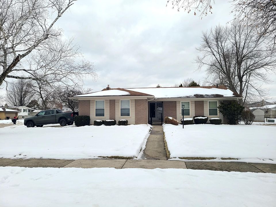 1st image of 29540 Red Leaf Dr