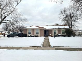 29540 Red Leaf Dr, Southfield, MI 48076
