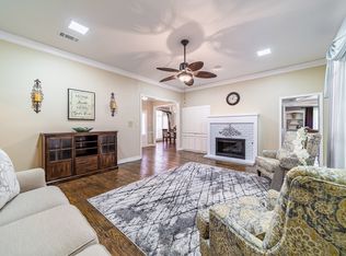 3305 Eisenhower Ln, Plano, TX 75023