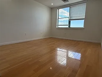 Bedroom - Main