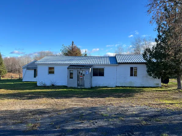 2122 Alder Bend Rd, Altona, NY 12910