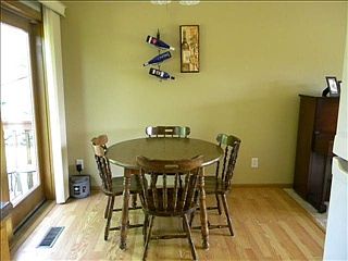 3rd image of 1100 Silvervine Dr