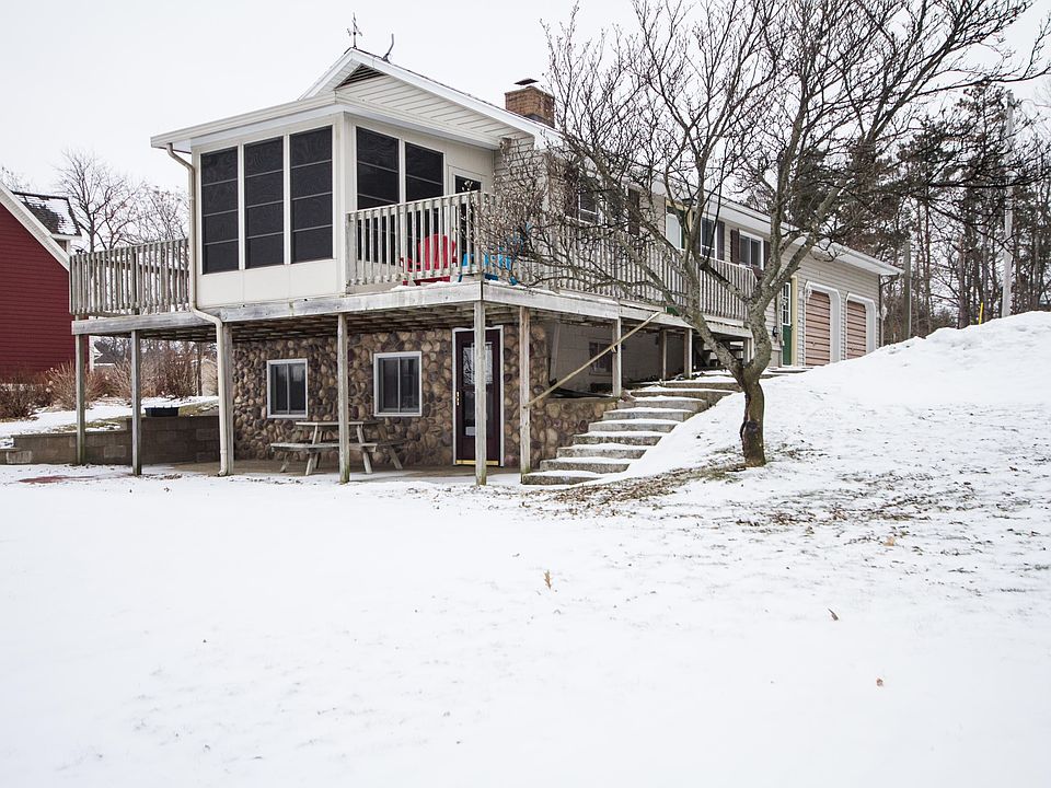 1st image of 2690 Crockery Shores Rd