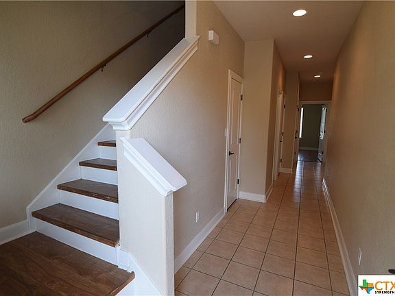 2nd image of 1020 Misty Acres Dr