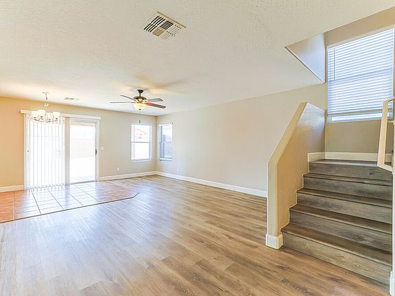 4th image of 1119 E Poncho Ln