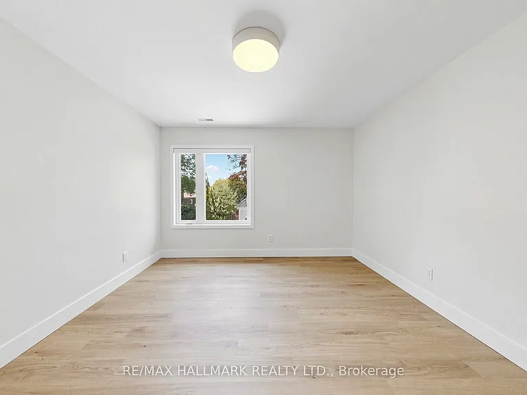 367 Woodmount Ave #2 — Photo 32