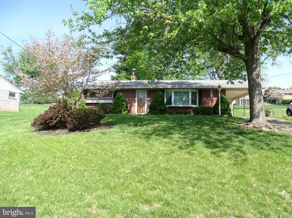 2443 Anita Dr, Dover, PA 17315