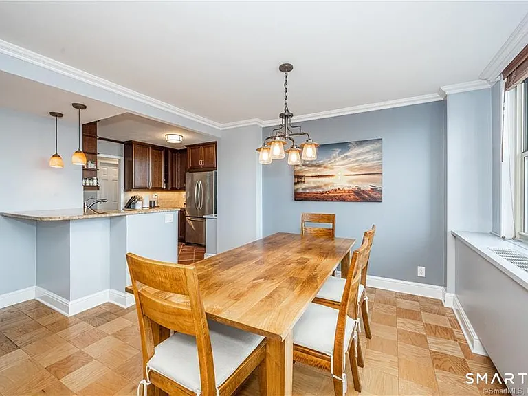 50 Glenbrook Rd #6E — Photo 2