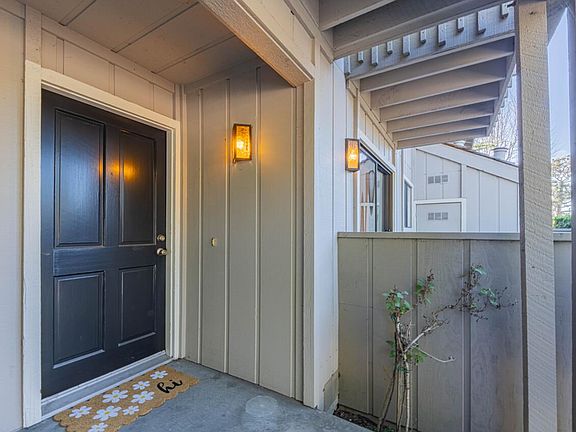 4th image of 3850 Rio Rd APT 24