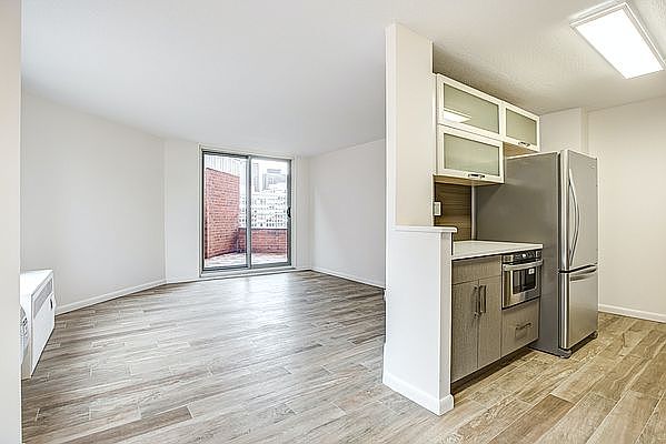 1st image of 500 2nd Ave APT 6C