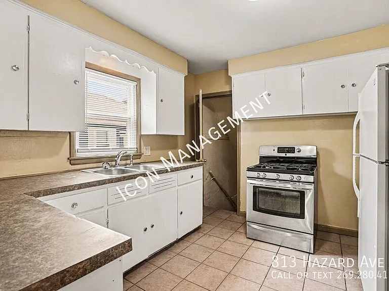 813 Hazard Ave — Photo 5