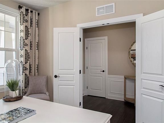 3rd image of 8028 Cotswold Dr