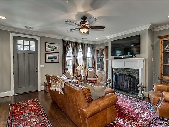 5th image of 5408 Anna Ln