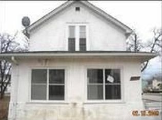 1325 Brookside Ave, Waukegan, IL 60085