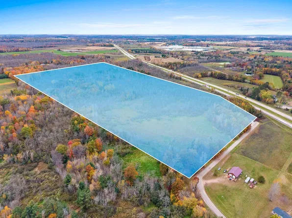 Redwood Ln, Shawano, WI 54166