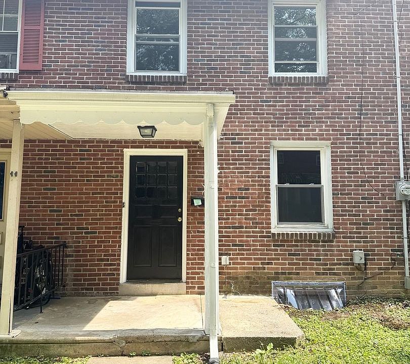 1st image of 415 Fairview Ave