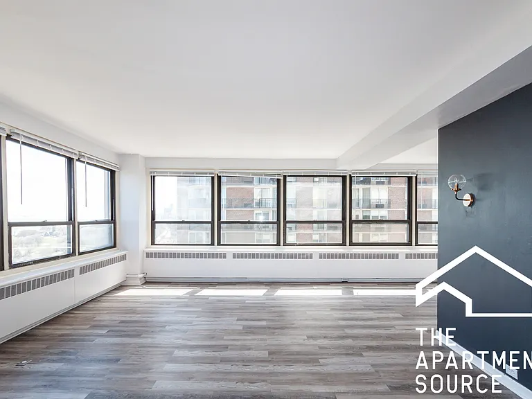 654 W Gordon Ter #1505 — Photo 3