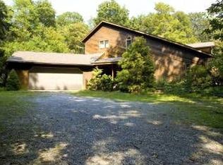 123 Risbon Rd, Honey Brook, PA 19344