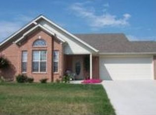 122 N Chipaway Ln, Scottsburg, IN 47170