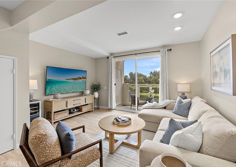 1st image of 30902 Clubhouse Dr Unit 24E