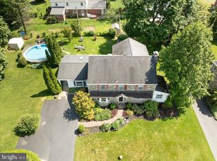 1315 Meetinghouse Rd, Meadowbrook, PA 19046