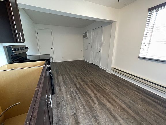 5th image of 6605 Oak Forest Ave #13
