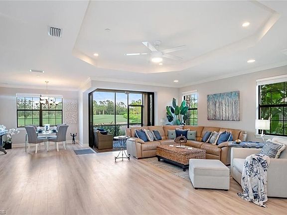 5th image of 8765 Bellano Ct #104