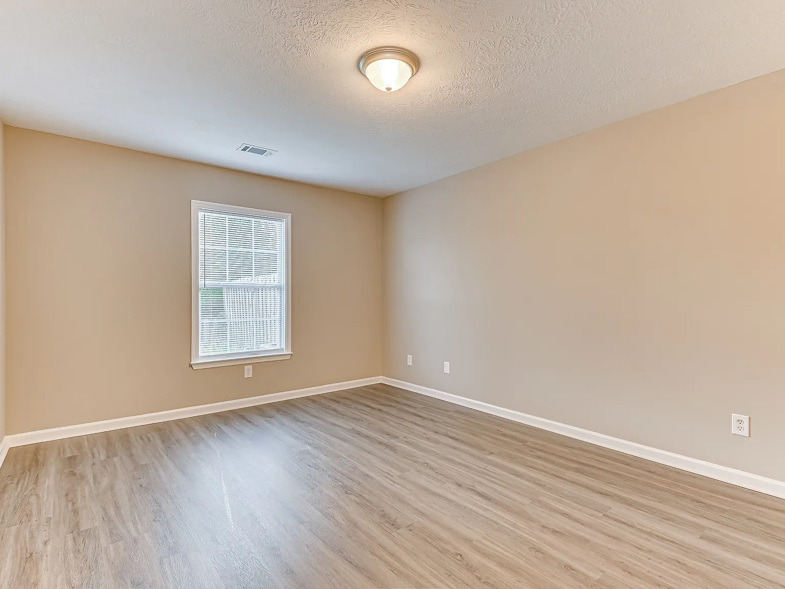 7028 Reagan Circle - 1 — Photo 3
