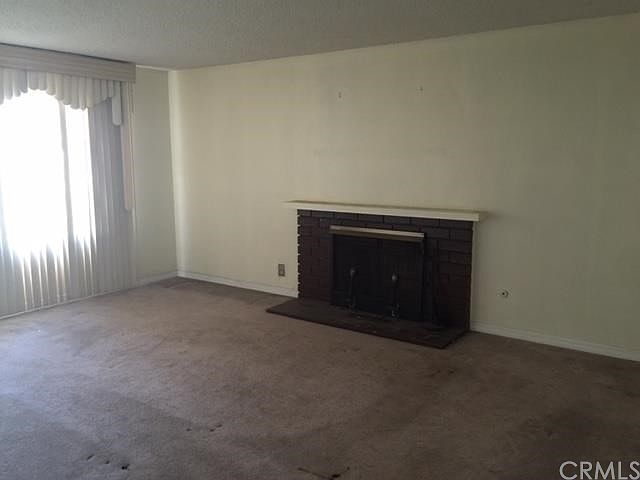 2nd image of 324 E Bradenhall Dr