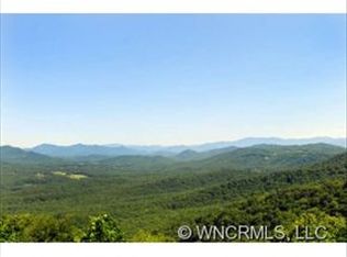 495 Ridgetop Ln, Burnsville, NC 28714