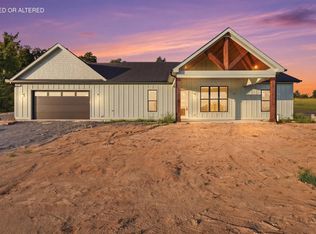 156 Old Dirt Rd, Graysville, TN 37338