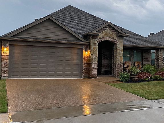 3rd image of 3020 Paint Horse Dr