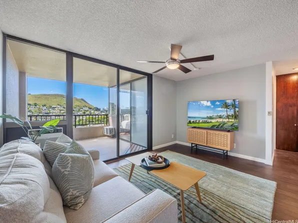 55 S Judd St APT 1303, Honolulu, HI 96817