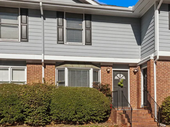 123 Old Cooper Sq #M-3, Chapel Hill, NC 27517