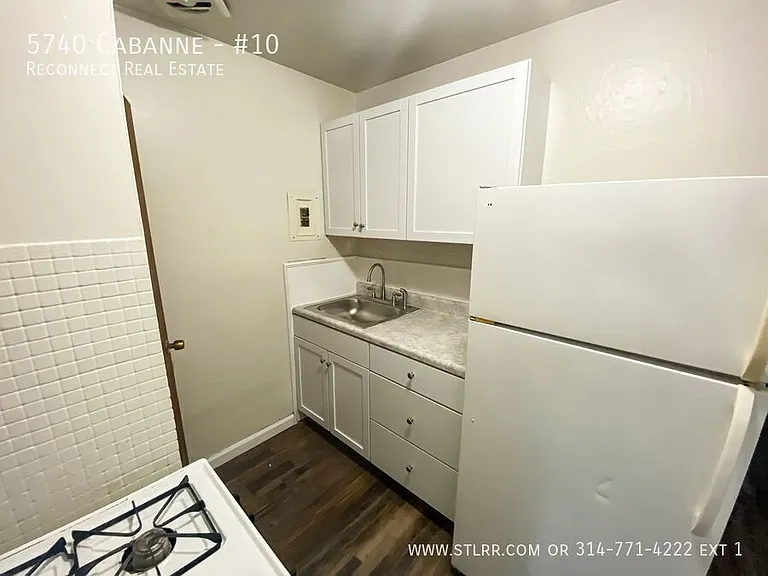 5740 Cabanne Ave #10 — Photo 7