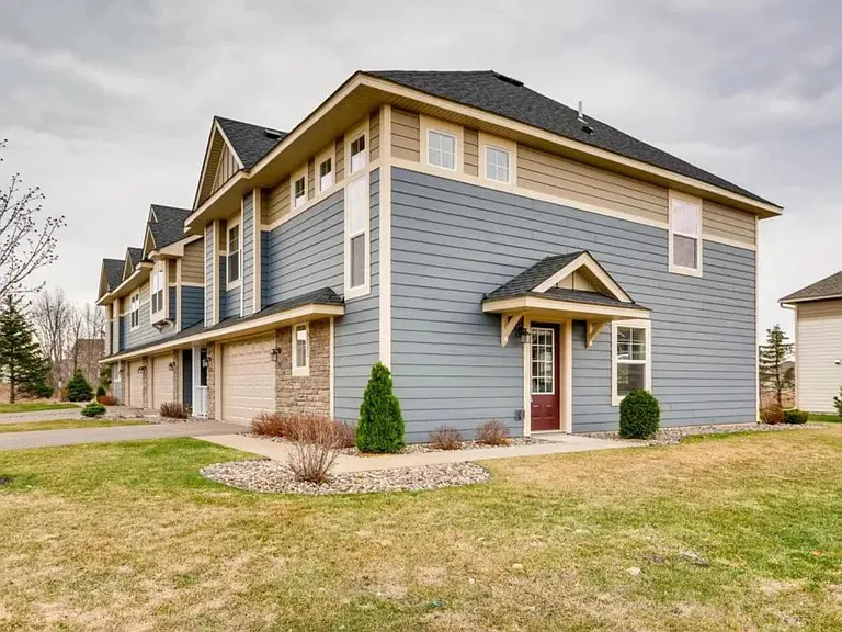 3233 Red Oak Trl — Photo 2